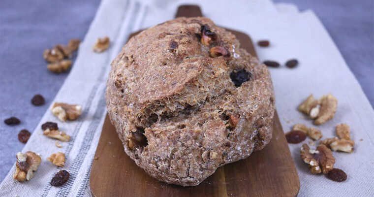 Pan de espelta con nueces