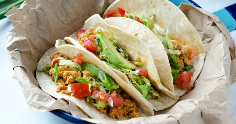 Tacos de tofu desmenuzado
