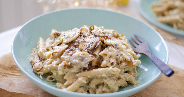 Pasta de Coliflor con Salsa de Pimienta y Seitán